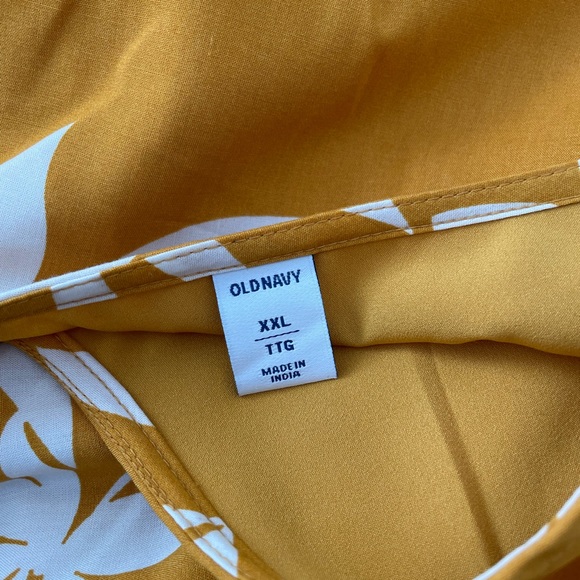 2 for $20 NWOT Mustard yellow and white dress - Picture 7 of 7